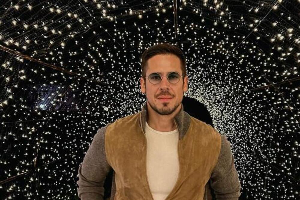 HRVATSKI PEVAČ SE JAVNO OBRATIO NIKOLI ROKVIĆU: Spomenuo mu pokojnog oca, ON OVAKO REAGOVAO