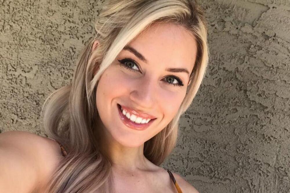 ŽENO BOŽIJA, ŠTA NAM RADIŠ! NA OVE SLIKE NIKO ŽIV IMUN NEĆE OSTATI: Zumiraćete sa SVIH strana, VRELI KADROVI 18+