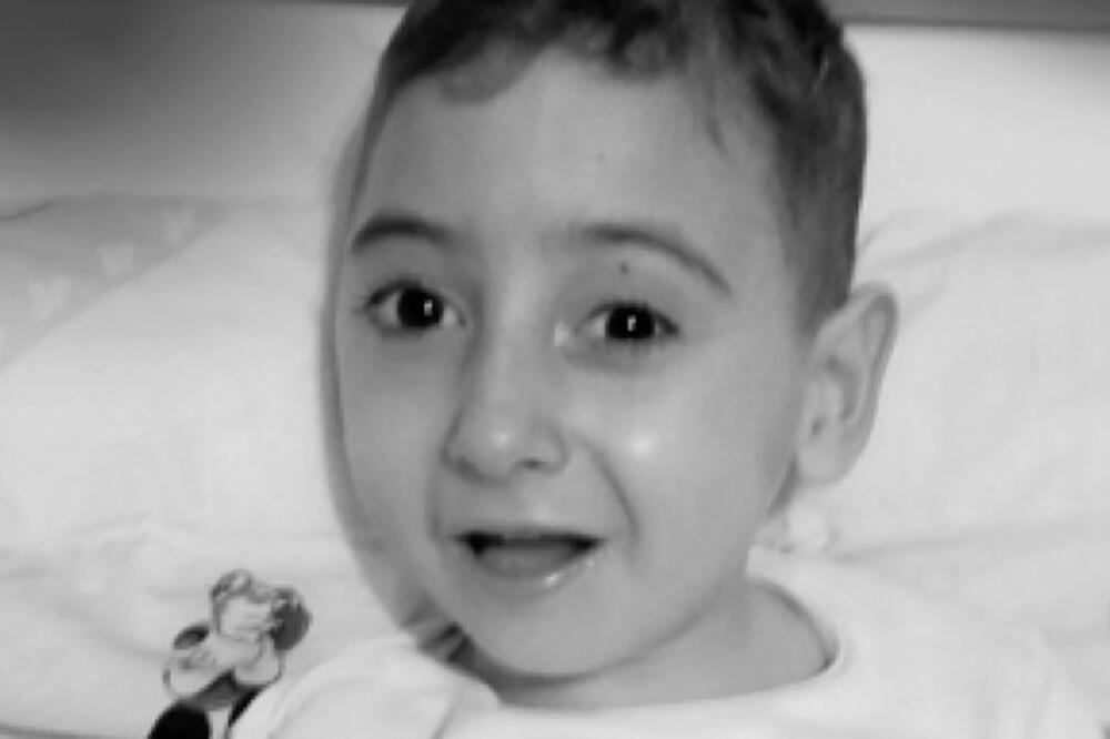 SAOPŠTENA JE PRETUŽNA VEST: Preminuo mali Maksim iz Vranja