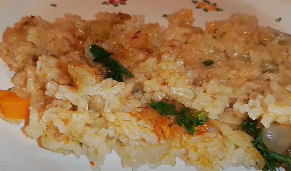 Pirinač i riba u tiganju