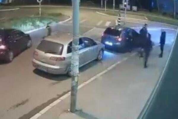JEZIVO MALTRETIRANJE SNIMLJENO U ŽELEZNIKU: Iz dva auta IZLETELI i pretukli mladića nasred ulice (VIDEO)