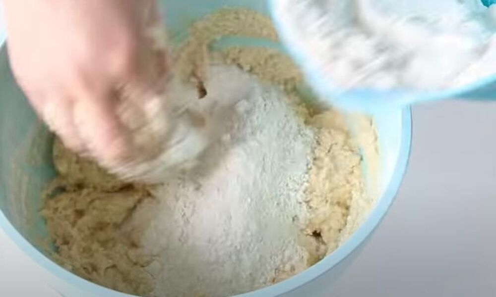 Pravljenje testa za turski kolač 'Čatal Tatlasi'