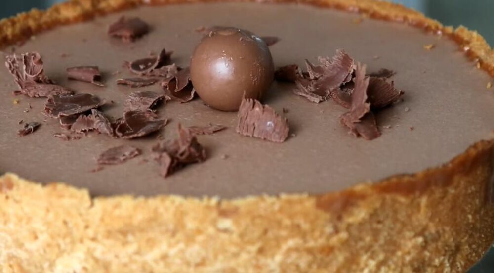 Dekorisanje bečke torte 'Lind'