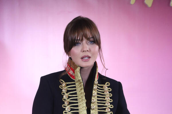 Ovako je omiljena Srpkinja dočekala praznike: Zavirite u delić njenog doma, svaki detalj pažljivo je biran