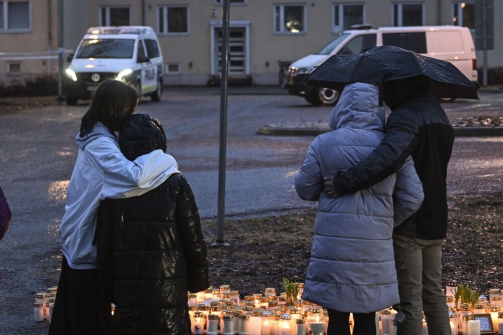 Dan žalosti u Finskoj nakon stravičnog napada u školi 