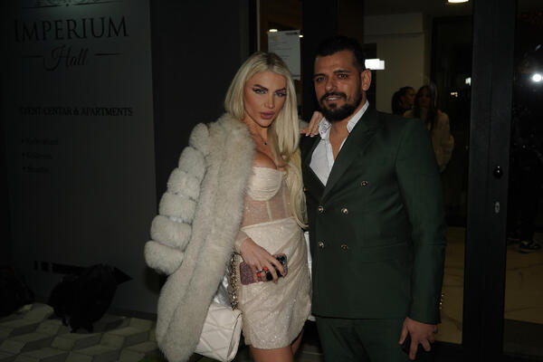 ONI ZNAJU DA ŽIVE I UŽIVAJU! MILICA I BORA OTIŠLI NA MEDENI MESEC i to u Srbiji: Za 3 života nećete pogoditi GDE