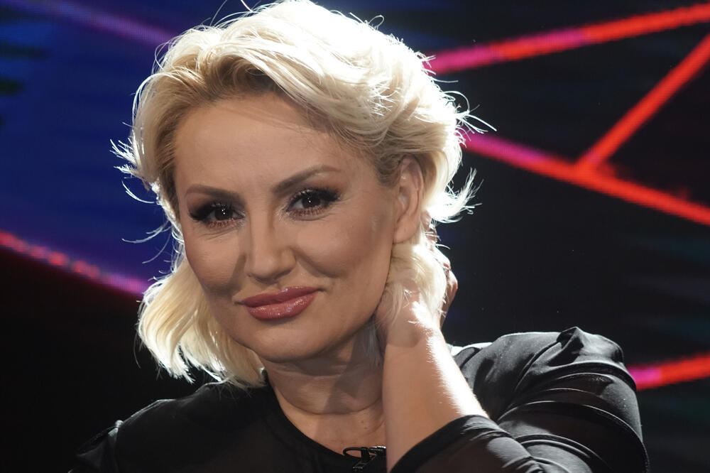 Evo ko su roditelji Goce Tržan: Lena ponosna na baku i deku, ova fotografija raznežiće mnoge