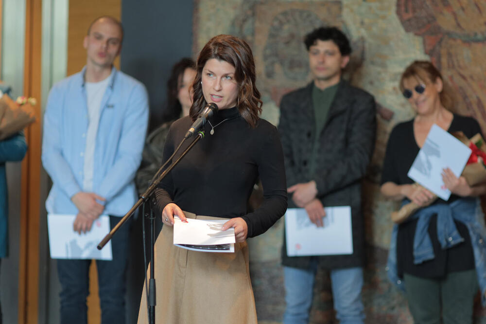 MARIJA VICKOVIĆ POSLE 22 GODINE DALA OTKAZ U NARODNOM POZORIŠTU: Glumica PRESEKLA, evo gde PRELAZI da radi