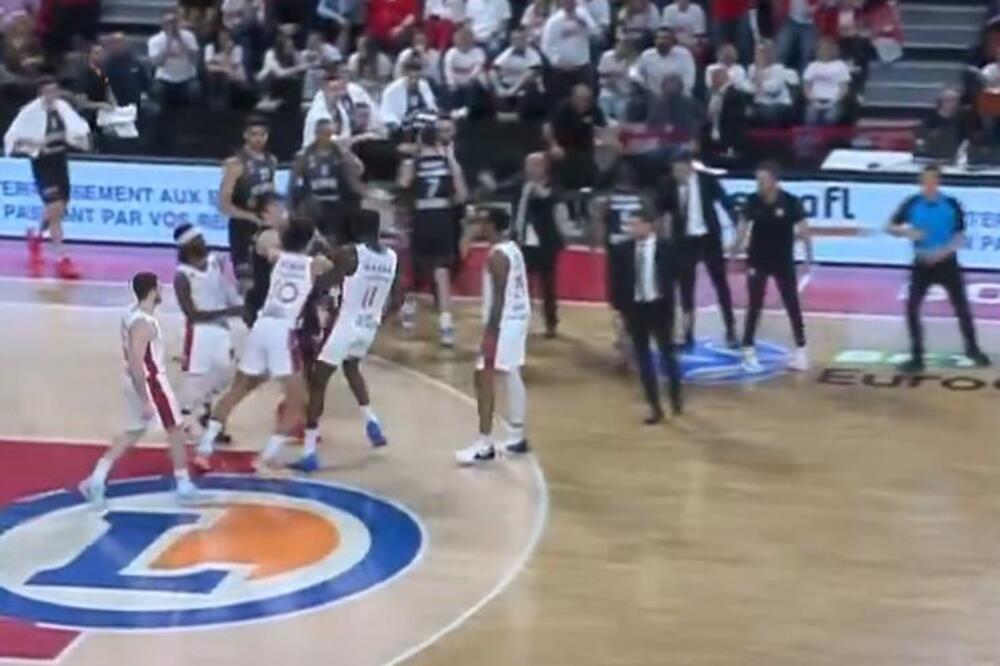 STRAŠAN INCIDENT NA POLUFINALNOM MEČU EVROKUPA: U CENTRU skandala i Dušan Alimpijević! (VIDEO)