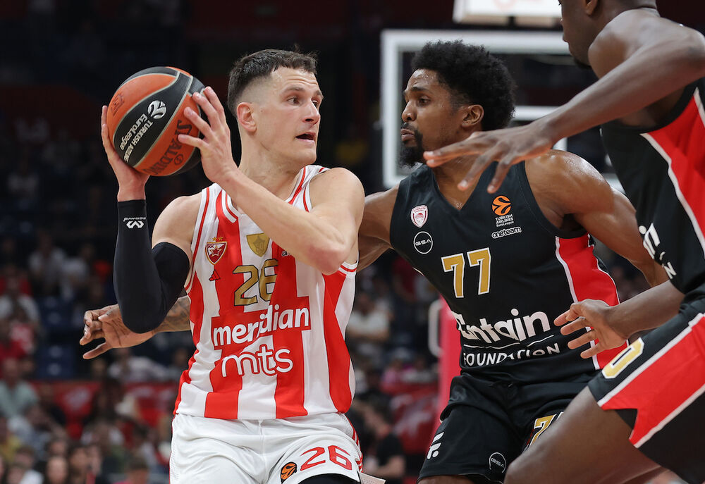 Nemanja Nedović, Šekil Mekisik, KK Crvena zvezda, KK Olimpijakos, Evroliga