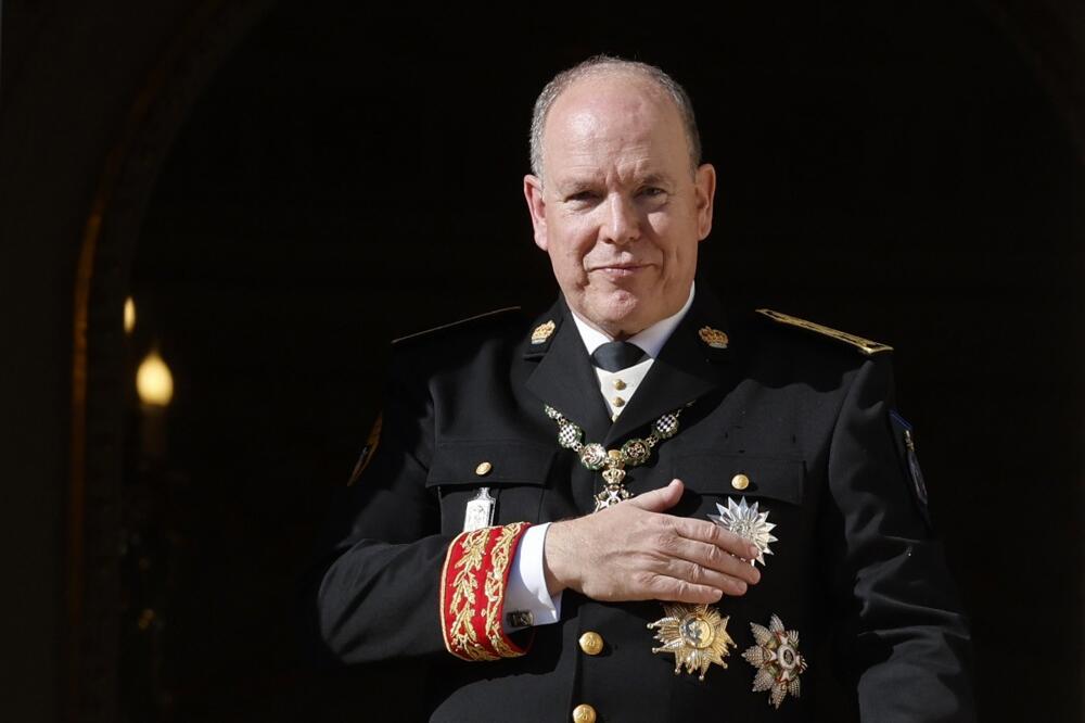 OD JUGOSLOVENSKE PRINCEZE DO... Ove lepotice su PALE NA NJEGA, ne zna se KOJA JE BOLJA, sve do jedne GRME (FOTO)