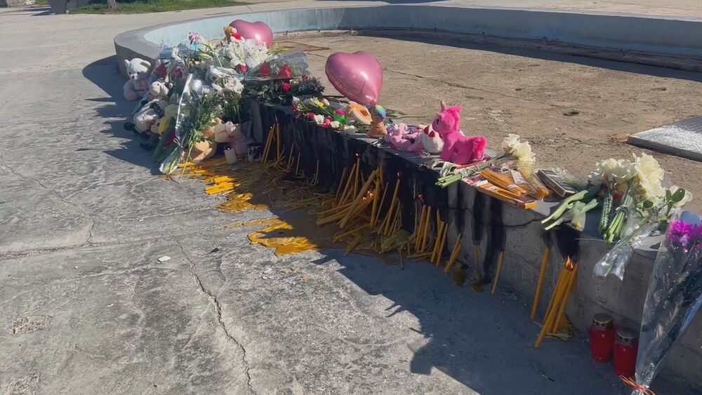 Paljenje sveća za Danku Ilić