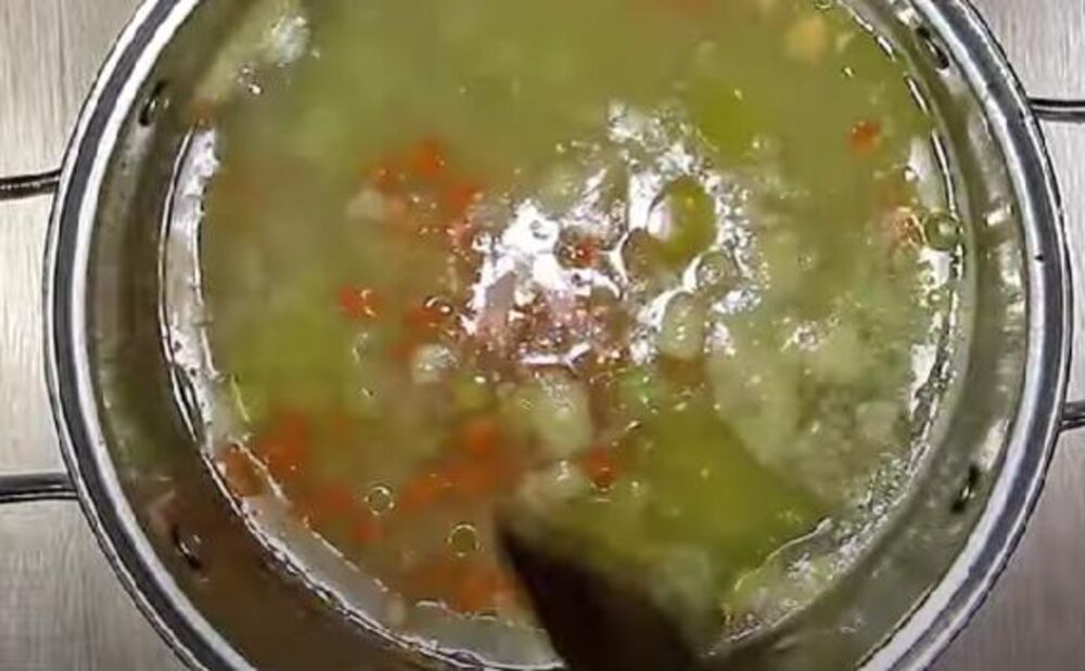 Kuvanje svetogorske čorbe od tikvica