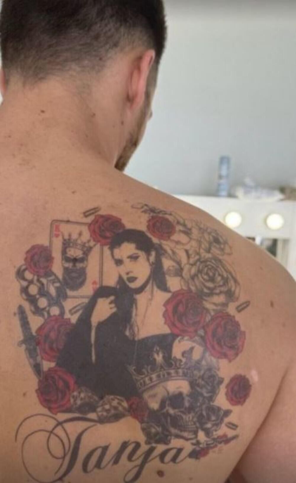 Pevačica puca od ponosa, a svi se pitaju samo jedno!