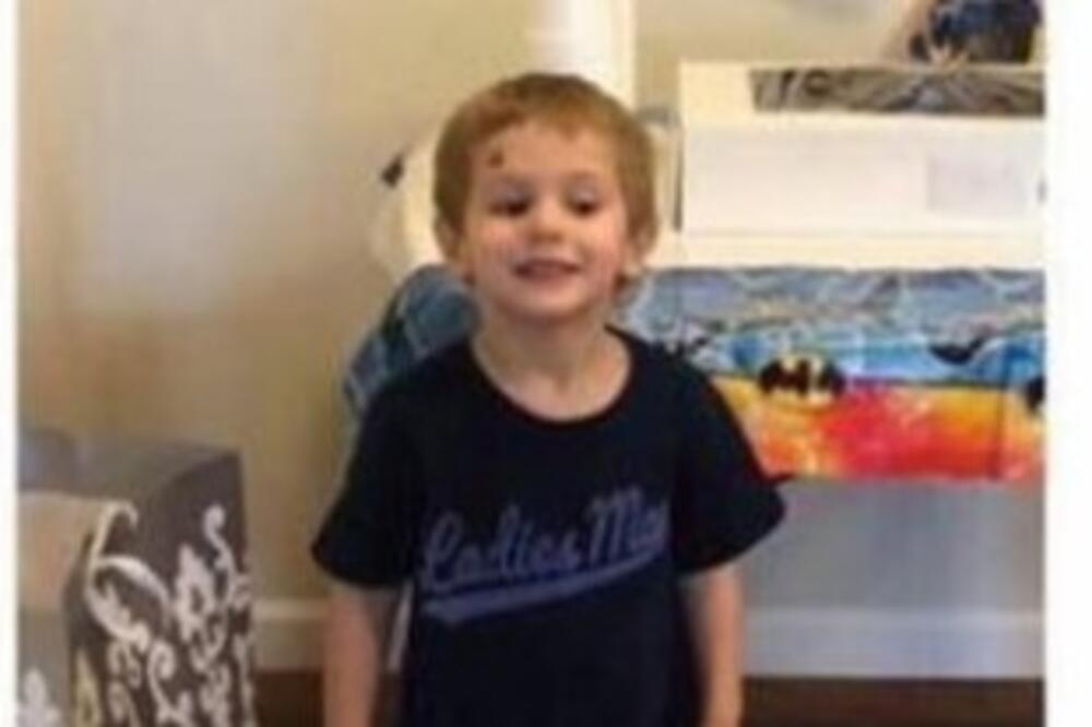 PRONAĐEN NESTALI DEČAK U SEVERNOJ KAROLINI: Tvrdio da mu je društvo pravio MEDVED