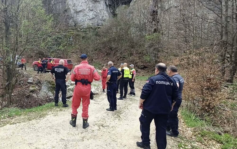 Потрагата по телото на Данка Илиќ