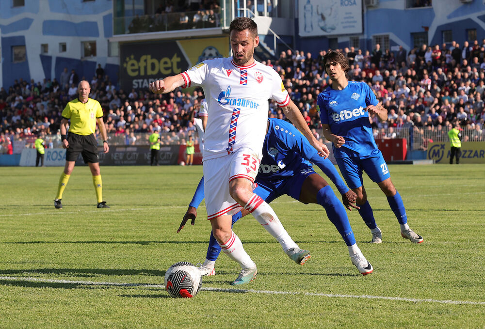 Srđan Mijailović na utakmici Radnika i Crvene zvezde u Surdulici