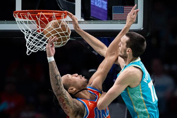 DABL-DABL MICICA I REKORD SEZONE POKUŠEVSKOG: Eksplozija srpskog tandema protiv bivšeg tima (VIDEO/FOTO)