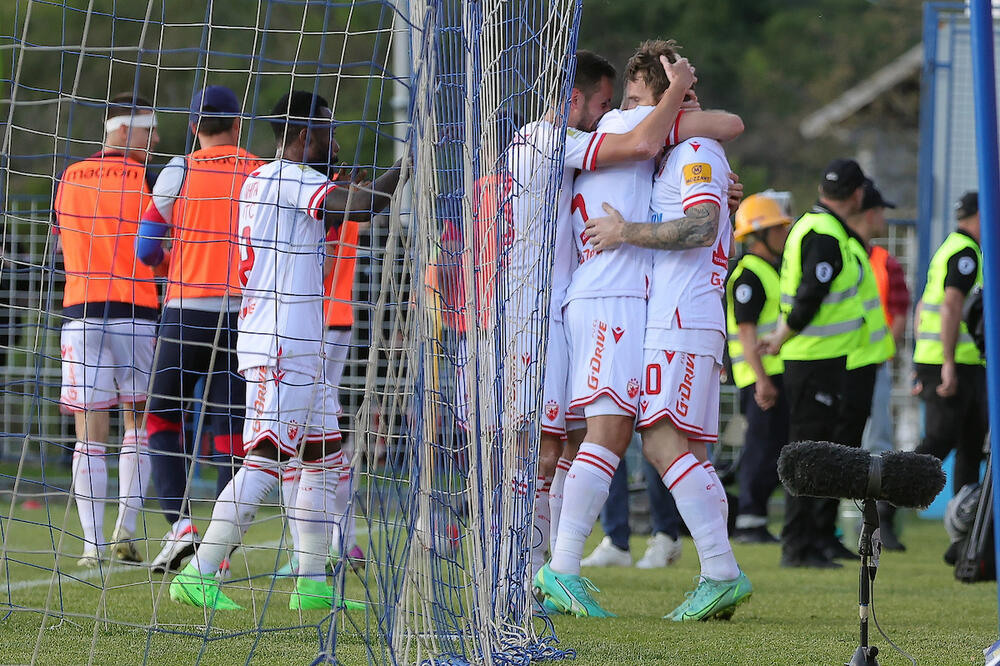 ZVEZDA I LJUBIMAC DELIJA DOGOVORILI POSEBNU KLAUZULU! Poznati detalji novog ugovora (FOTO)