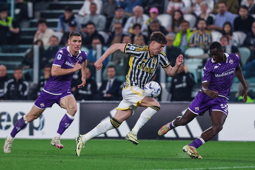 Dušan Vlahović na utakmici između Juventusa i Fiorentine