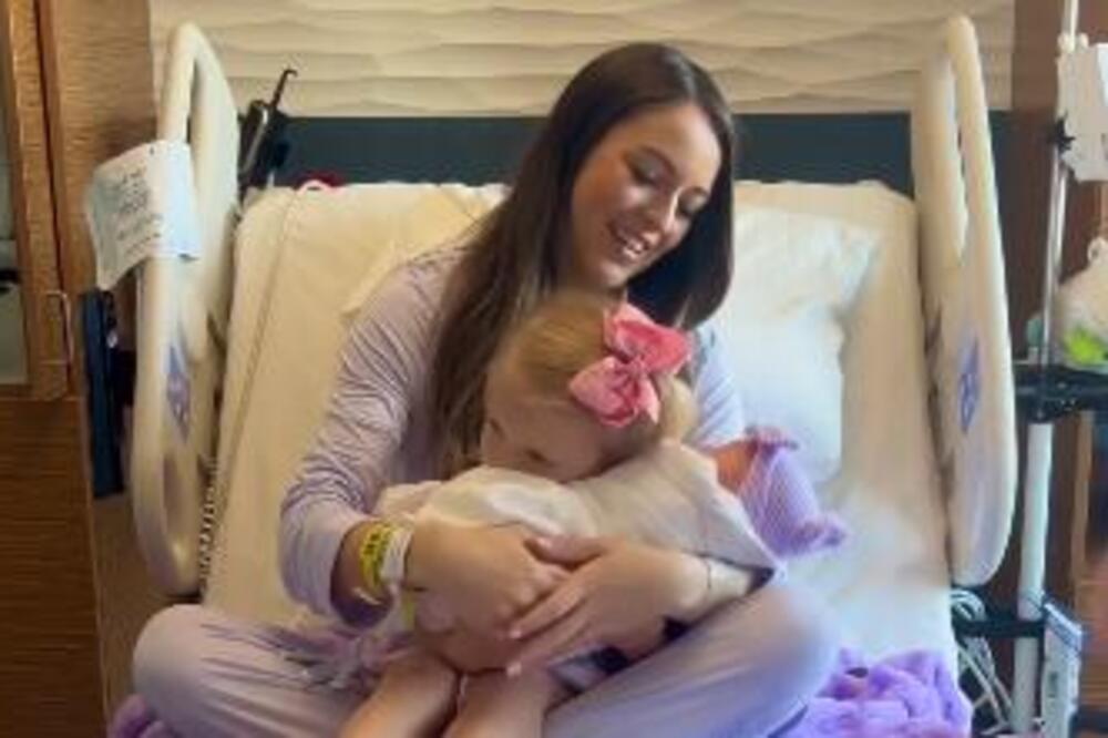 OVAJ VIDEO TOPI SRCA, RETKO KO JE OSTAO IMUN NA PRVI SUSRET DVE SESTRE: Toliko je dirljivo da će SUZE same krenuti