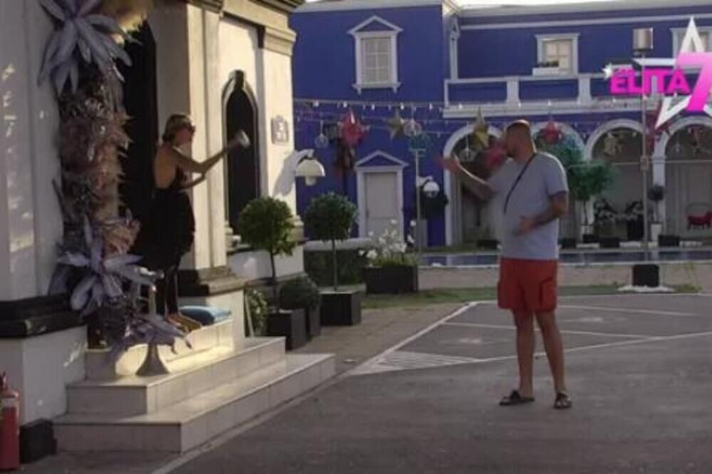 Janjuš besan na učesnike Elite