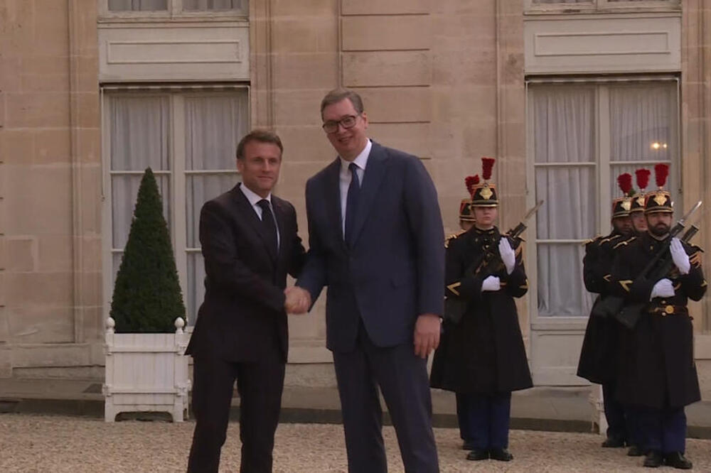 "PONOSAN SAM ŠTO SAM VEČERAS IMAO PRILIKU DA RAZGOVARAMO O SVIM VAŽNIM PITANJIMA" Vučić nakon sastanka sa Makronom