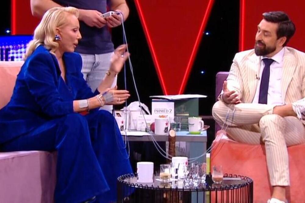 LEPU BRENU UŽIVO U EMISIJI PRIKLJUČILI NA APARATE! ŠOK NA SAMOM POČETKU: Palo PRIZNANJE na koje su SRBI čekali