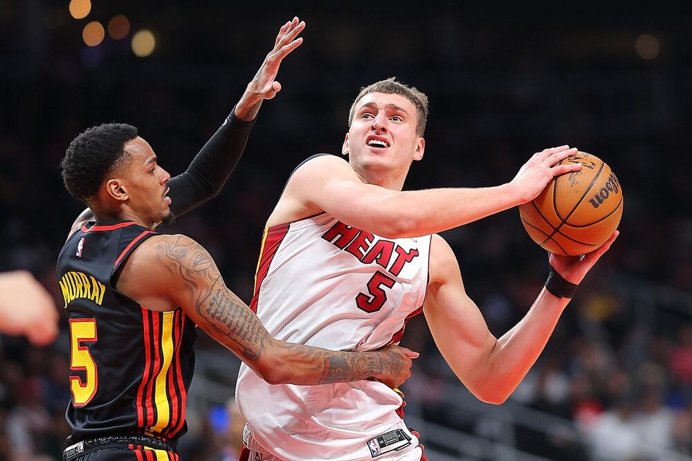 JOVIĆEVO VEČE IZ SNOVA PROTIV BOGDANOVIĆA: Nikola doneo Majamiju pobedu u Atlanti posle dva produžetka (VIDEO/FOTO)