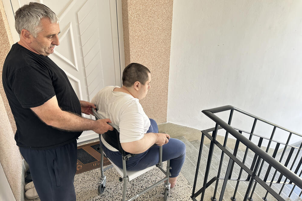 SRBI SE UJEDINILI DA POMOGNU OCU HEROJU IZ ČAČKA I NJEGOVOM SINU, ALI POTREBNO JE JOŠ MALO: Pomozimo im (FOTO)