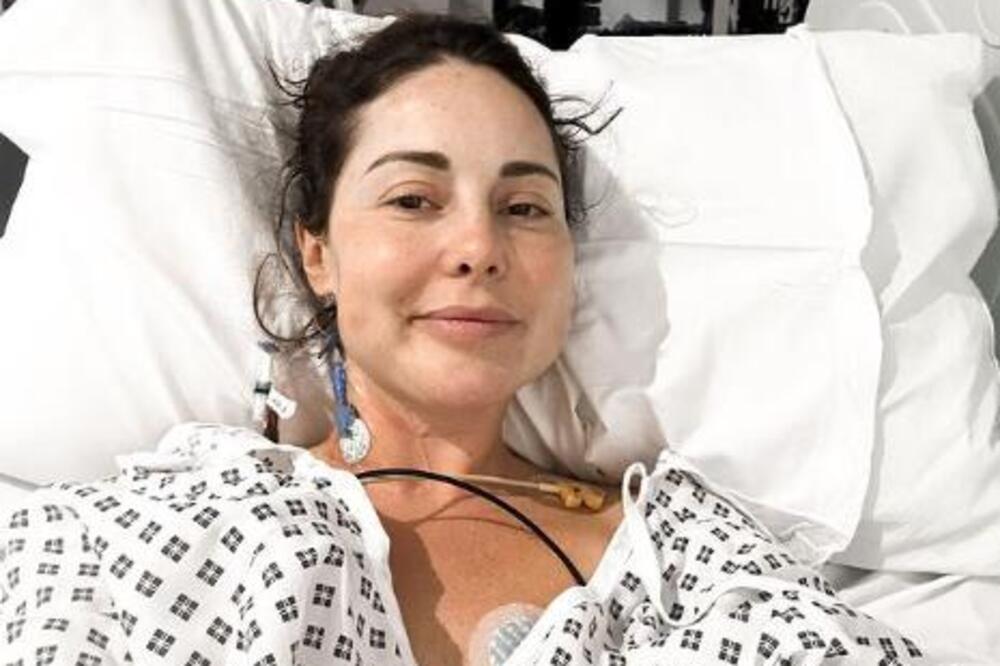 RIJALITI ZVEZDA IMA BOLEST ZBOG KOJE GUBI KRV NA SVAKIH 20 MINUTA: Trpi bolove, napravili joj HIRURŠKI OTVOR NA...