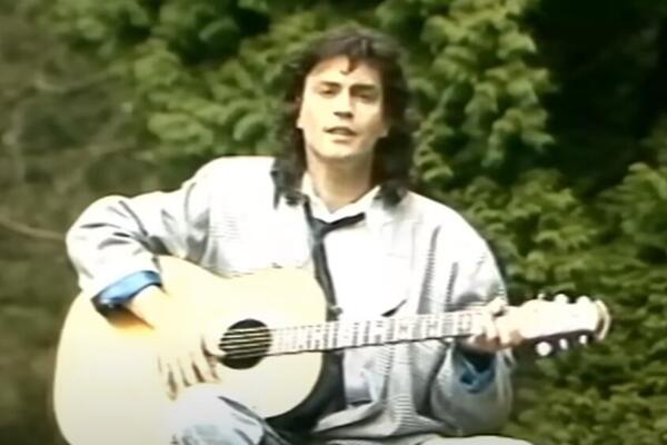 BIO JE VELIKI ZAVODNIK, NEMA ŽENE KOJA GA NIJE SANJALA: Bio u BRAKU sa 30 GODINA MLAĐOM i danas važi za PRAVOG DASU