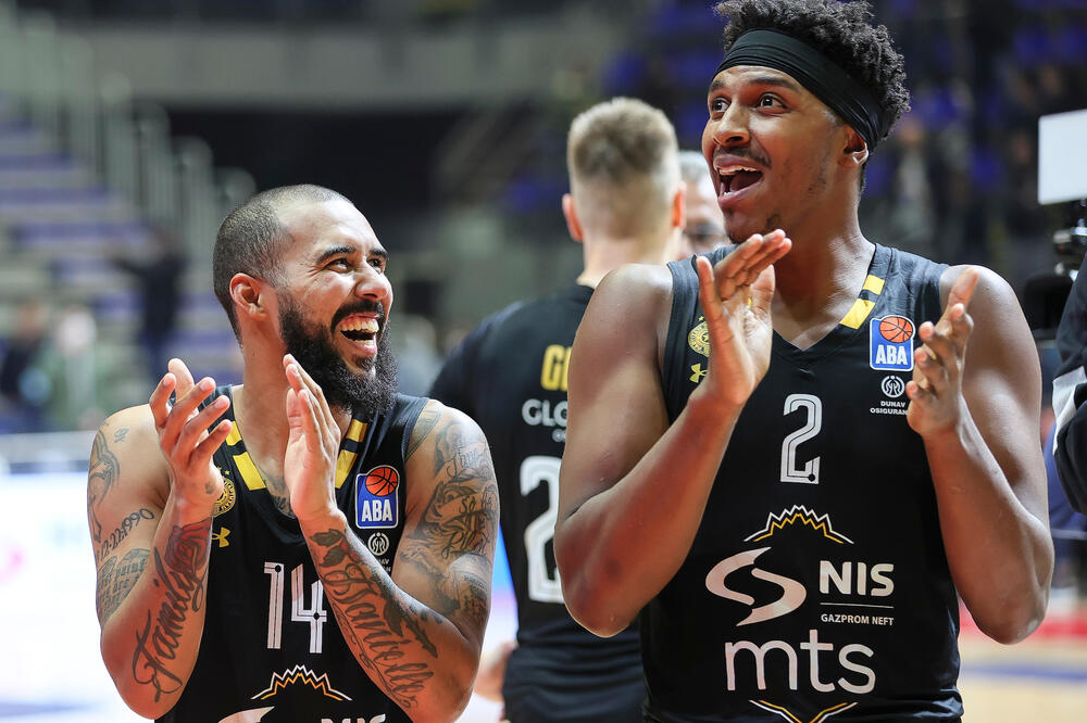 "ZNALI SU ŠTA RADE": Miljenik Grobara ŽESTOKO po Zvezdi posle blamaže u Istanbulu!