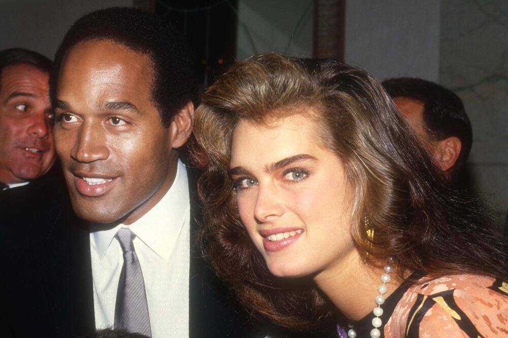 ŠUŠKALO SE DA JE ON OTAC POZNATE STARLETE: Život O Džeja Simpsona pun skandala, DETALJI ĆE VAS ZAPREPASTITI