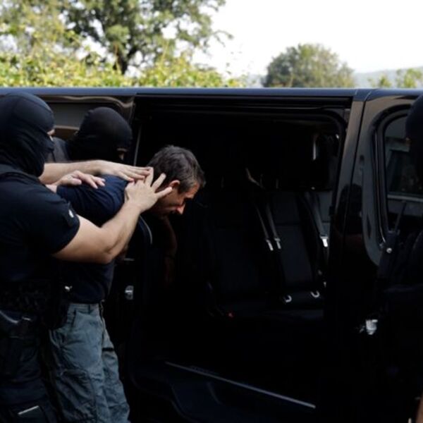 IGOR BOŽOVIĆ UHAPŠEN NA IZLASKU IZ ZATVORA: Podignuto nekoliko OPTUŽNICA, policija INTERVENISALA