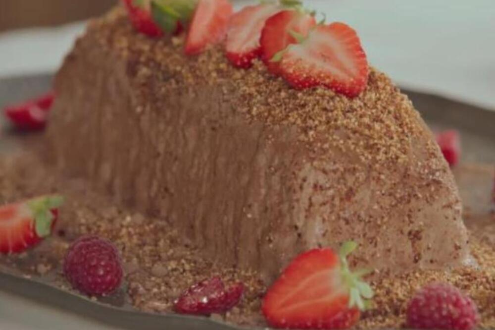 DŽEJMI OLIVER OTKRIO RECEPT ZA NAJUKUSNIJI ITALIJANSKI DESERT: Napravite SEMIFREDO i uživajte u neverovatnom ukusu