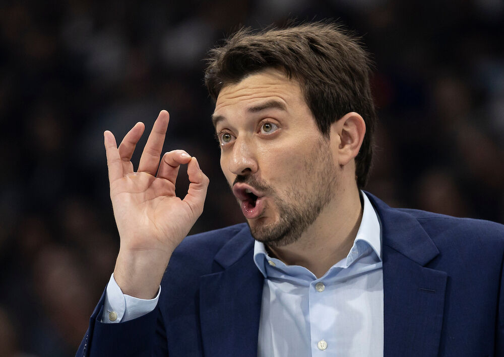 Ćavi Albert na utakmici Partizana i Valensije