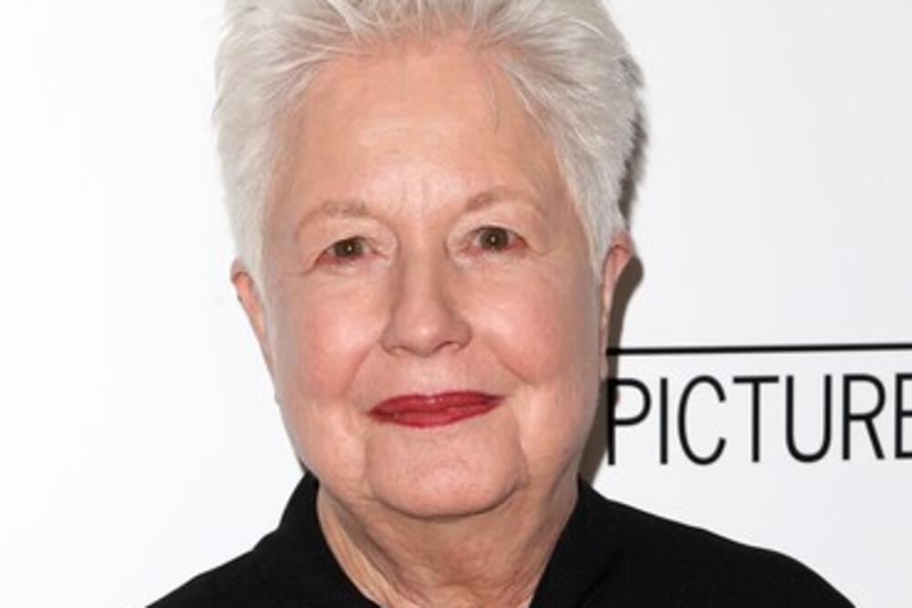 PREMINULA ČUVENA ELENOR KOPOLA