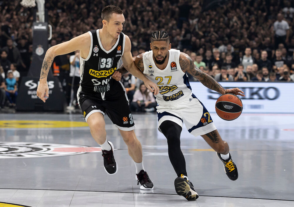 Tajler Dorsi u duelu sa Danilom Anđušićem 