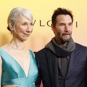 ZA NJU KAŽU DA NIJE DOVOLJNO LEPA ZA OVOG MACANA! Prozivaju je zbog SEDIH, a on je PONOSNO ŠETA