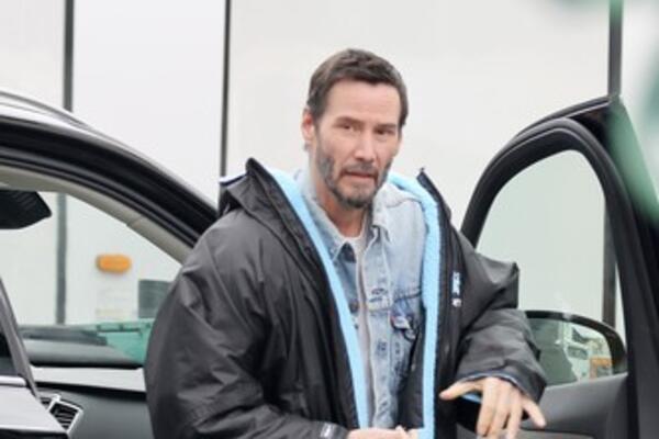 JEL MU OVO ŽENA ILI MAMA? LJUDI STVARNO MOGU DA BUDU GROZNI: Dasa se pojavio sa DEVOJKOM, a onda su krenuli da LAJU