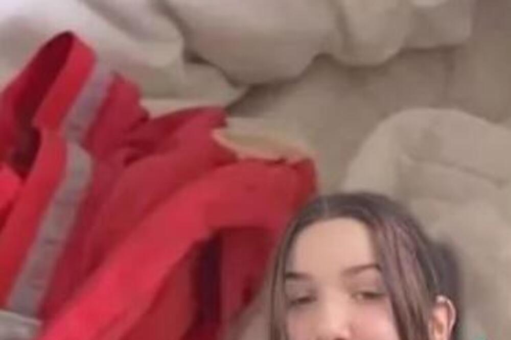 PETRA JE PREKO OVE FOTOGRAFIJE VIDELA DA JE DEČKO VARA: Posle INTIMNOG ODNOSA na krevetu je ostalo... (FOTO)