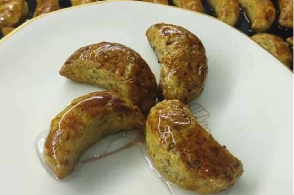 SRBI OVAKVE BAKLAVE JOŠ NISU PROBALI: Ne spremaju se od kora već OD TESTA, ukus kida, obavezno ih spremite