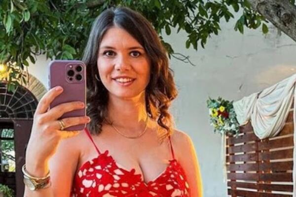 "REFLEKSNO SAM ODBRANILA LICE" Srbija je gledala u NAJPOZNATIJOJ SERIJI, a niko nije znao da joj je AMPUTIRANA RUKA