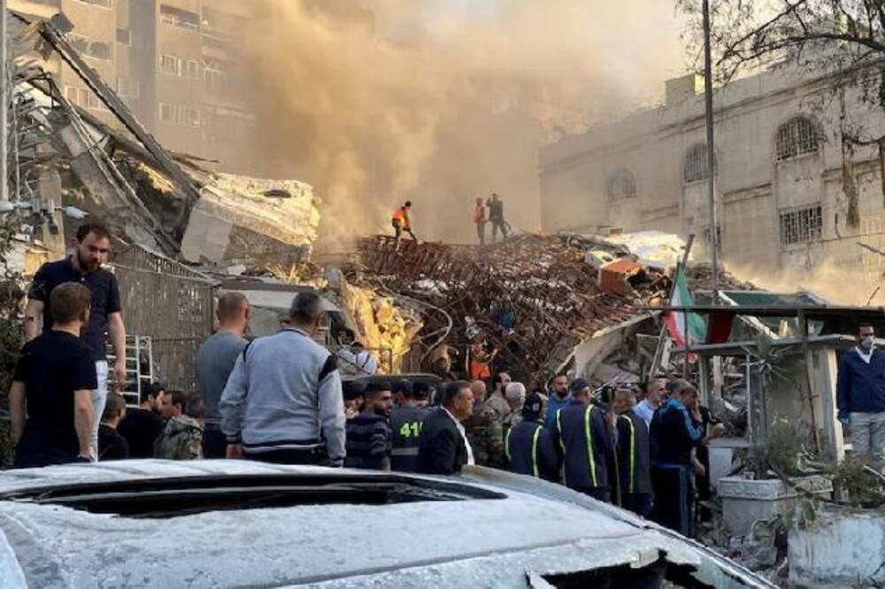 Šefovi diplomatije Kine i Irana održali telefonski razgovor o tenzijama između Irana i Izraela