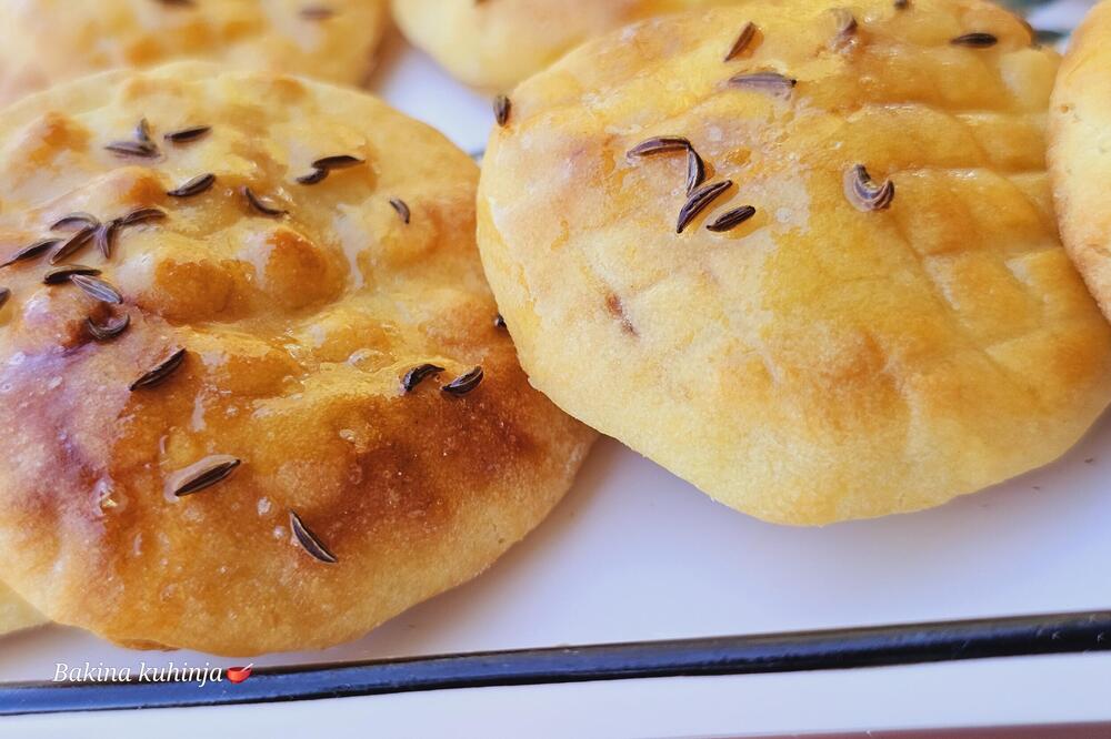 SAVRŠENE BAKINE POGAČICE OD KROMPIRA: Ukus koji OBARA S NOGU, toliko su zdrave da ćete ih jesti BEZ GRIŽE SAVESTI