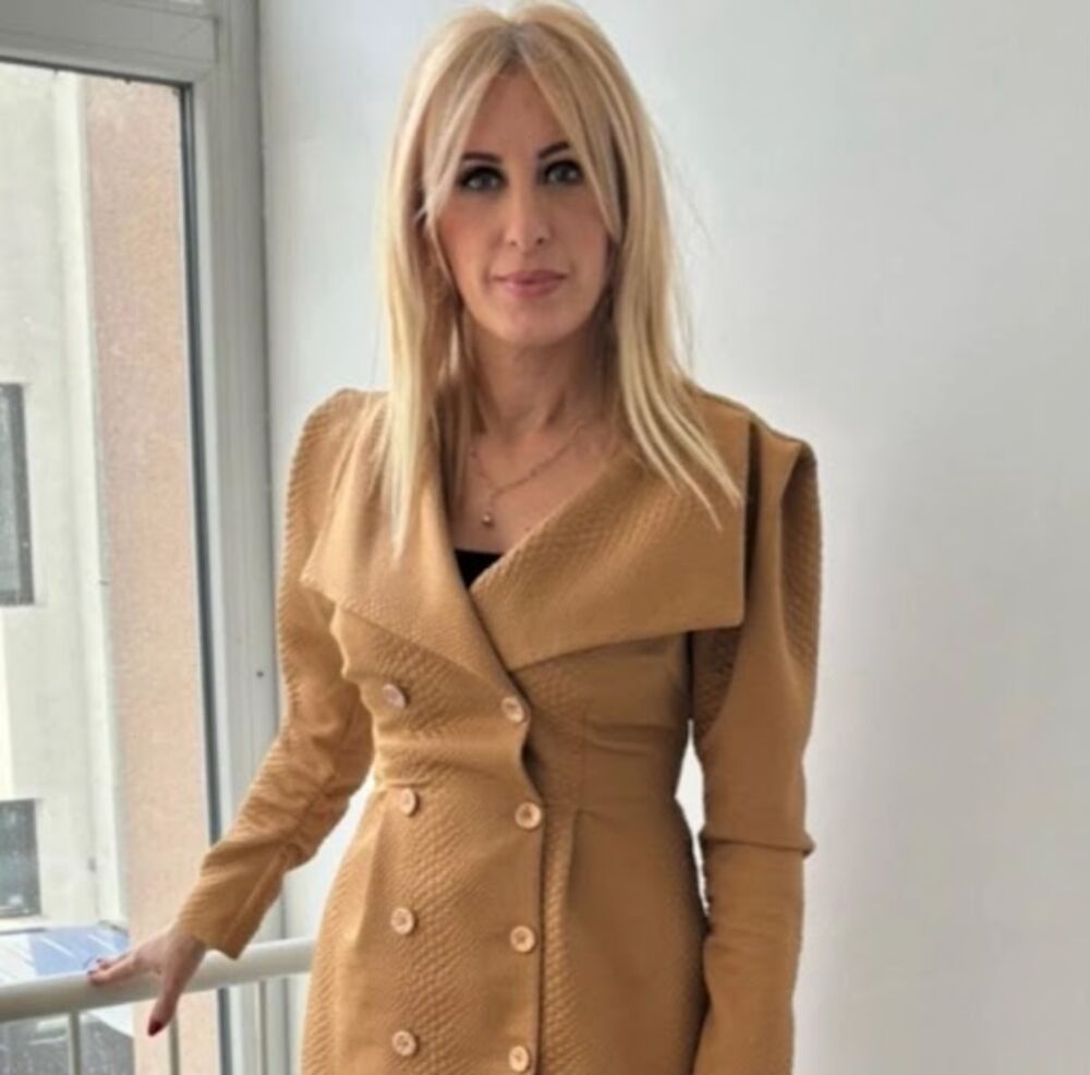 Ona je danas na svom Fejsbuku promenila profilnu fotografiju