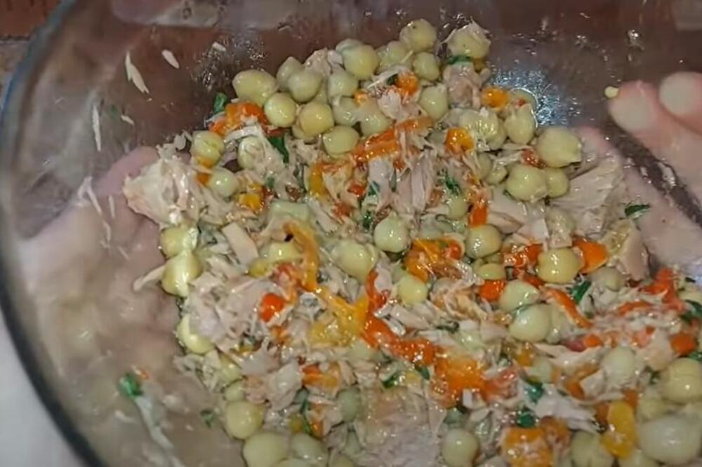 MANASTIRSKU SALATU MONASI PRAVE SVAKI DAN TOKOM POSTA: Jedan začin je čini najukusnijom - recept samo oni imaju