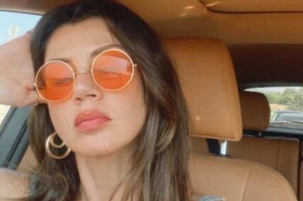 OVU GLUMICU JE MUŽ UHVATIO U INTIMNOM ODNOSA SA SVEKROM, I TO USRED ČINA U DNEVNOJ SOBI: Nabila mu je ROGOVE VEKA