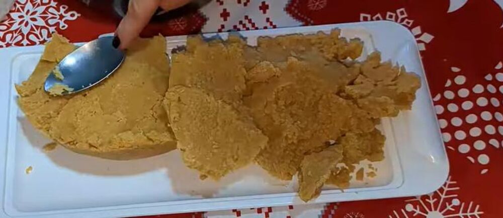 Prvi fil za posnu pesak tortu